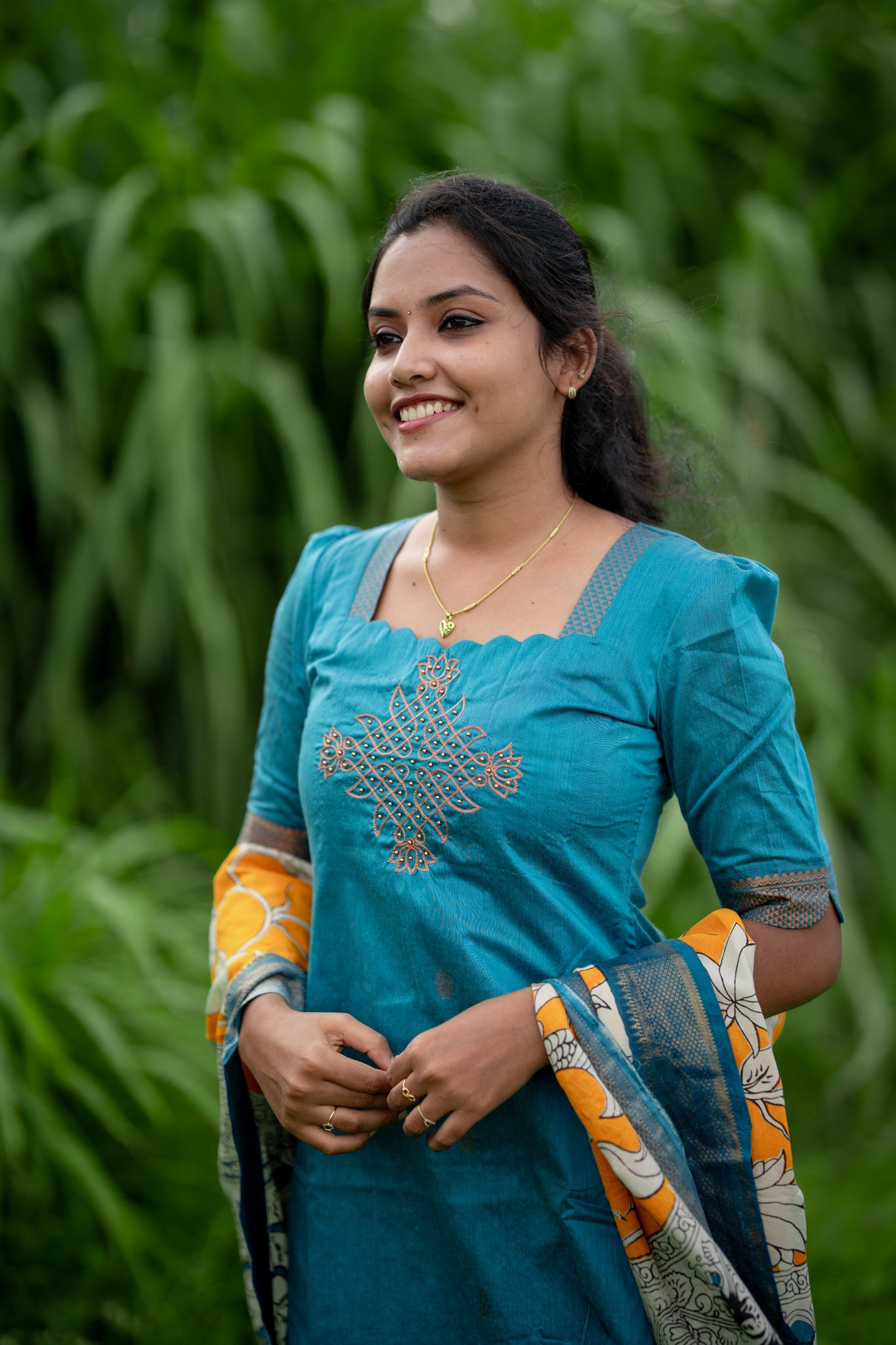 Kalyani Kolam - Vaanam manjal