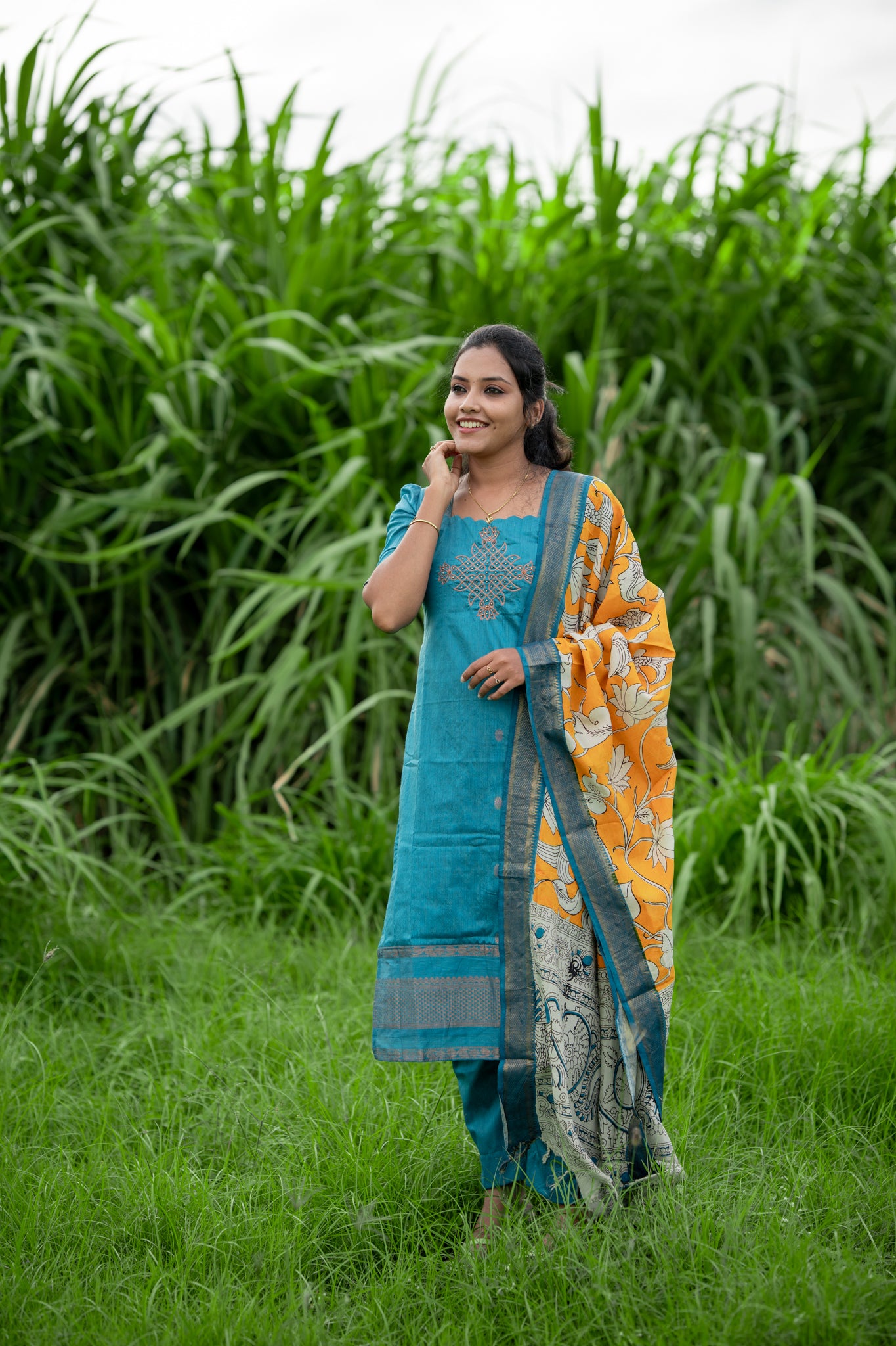 Kalyani Kolam - Vaanam manjal