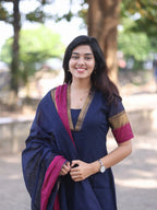 Kanchi cotton v-neck navy