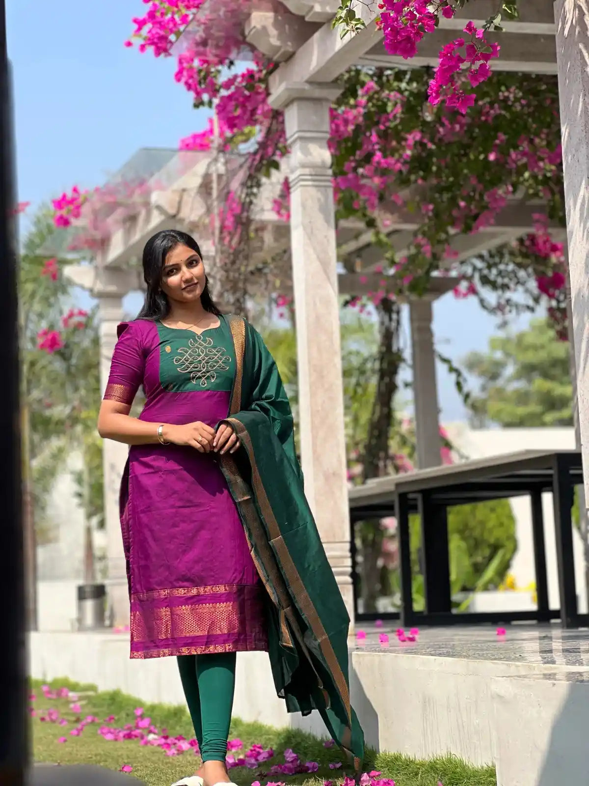 Kalyani Kolam Kurti & Dupatta
