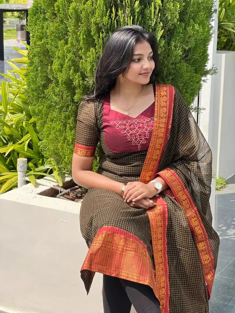 Kalyani Kolam kurti & dupatta