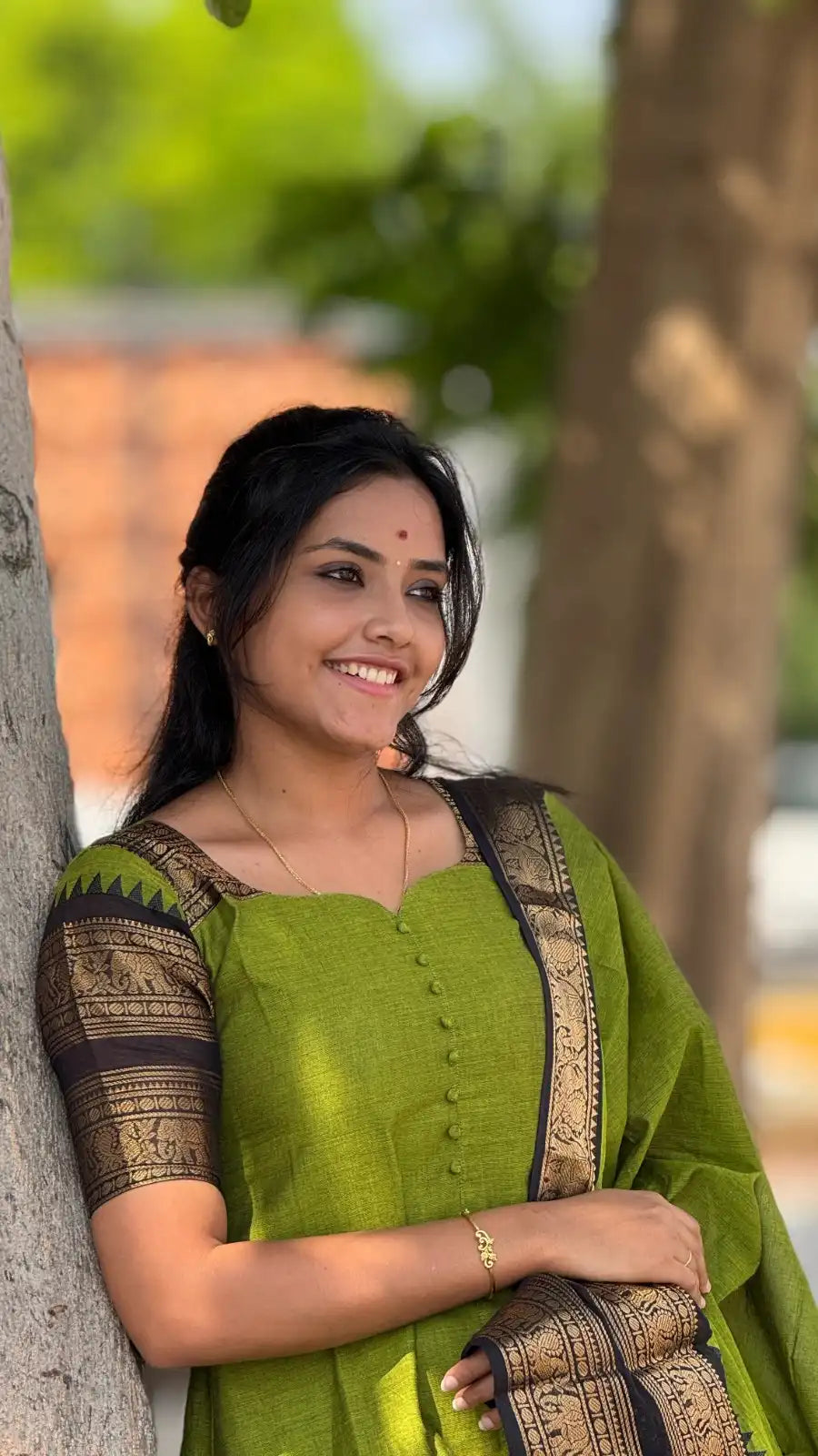 Kanchi cotton green black