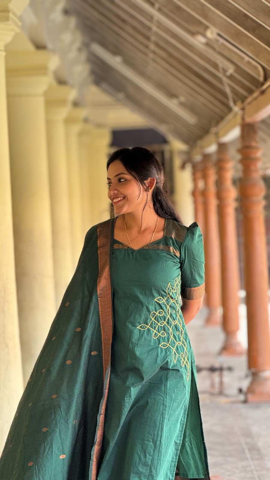 Kalyani Kolam Kurti & Dupatta